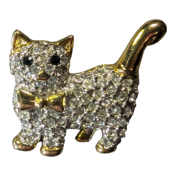 Cat Kitty Brooch Pin Clear Pave Rhinestones Black Eyes Gold Tone .75 inches - Picture 2 of 4